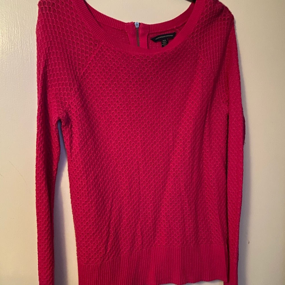 American Eagle Sweater